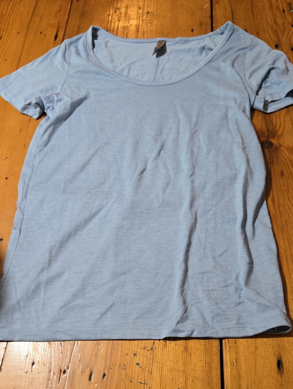 Delta Apparel Sz S Light Blue Women's Scoop Neck Tee